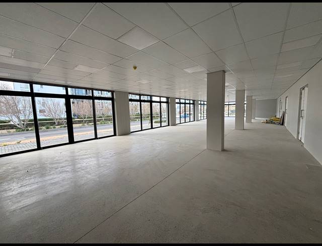 86M² MEDICAL SUITE TO LET IN PAARDEVLEI